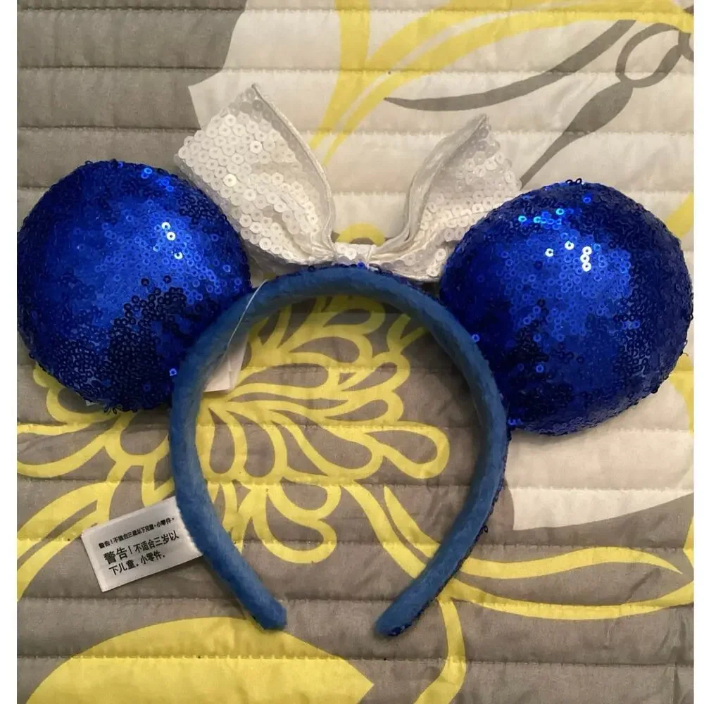 NWOT Disney Parks Americana Sequined Blue and White Stars n Bow Ear Headband